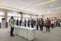 Kemenag NTB melantik sejumlah pejabat eselon III, termasuk H. Shulhi sebagai Kepala Kemenag Lombok Timur. Pelantikan dipimpin Kakanwil NTB.